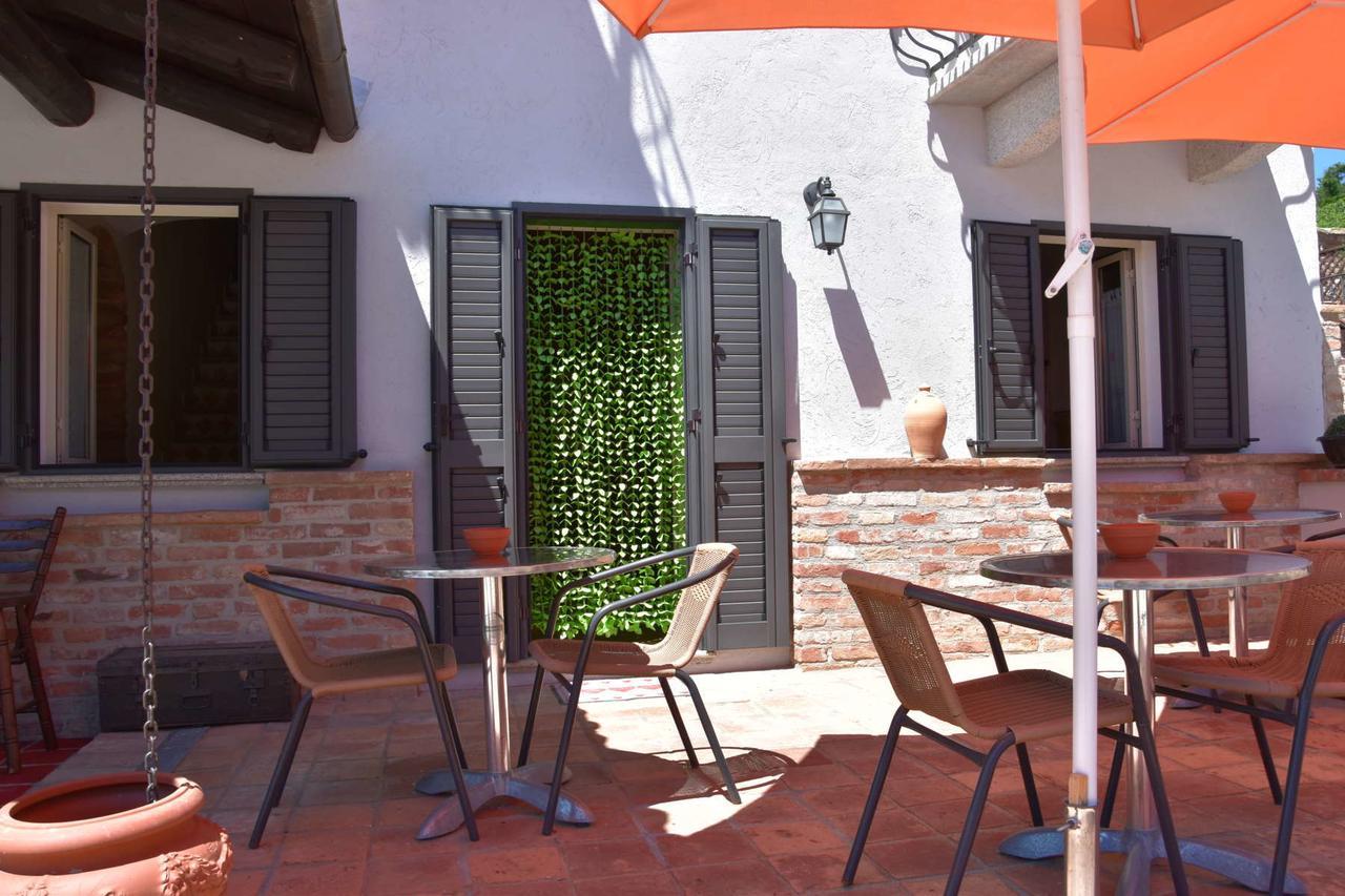 B&B La Dolce Vita Priocca Exterior photo