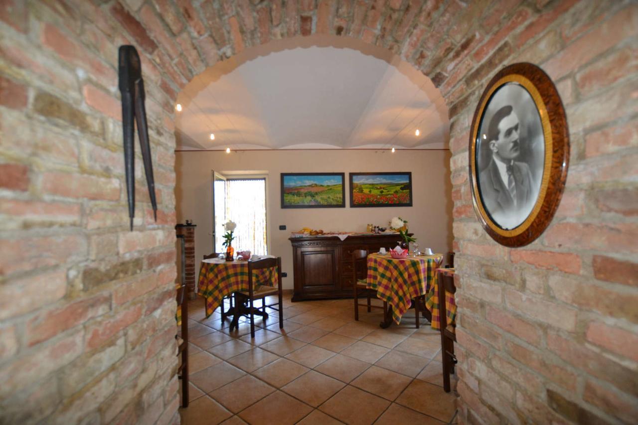 B&B La Dolce Vita Priocca Exterior photo