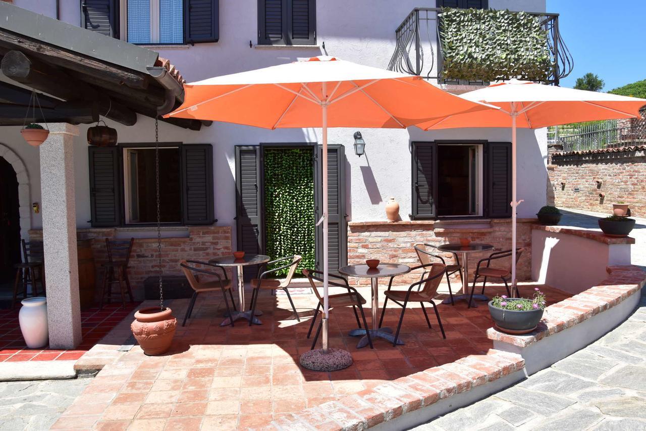 B&B La Dolce Vita Priocca Exterior photo