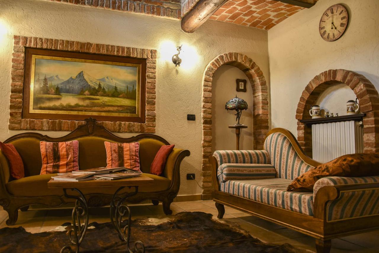 B&B La Dolce Vita Priocca Exterior photo