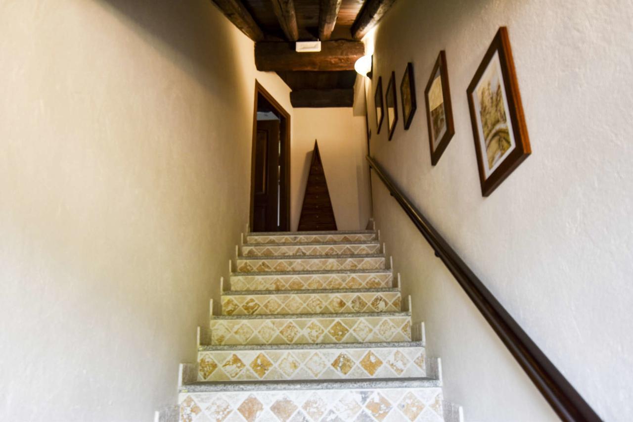 B&B La Dolce Vita Priocca Exterior photo